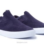gamuza de uva 6XTR136Lakai owen vlk